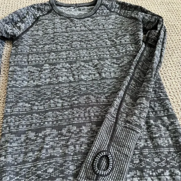 Lululemon Rest Less Pullover Longsleeve - Picture 2 of 4